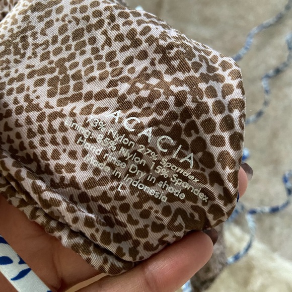 Acacia canons top in blue batik - Picture 2 of 2